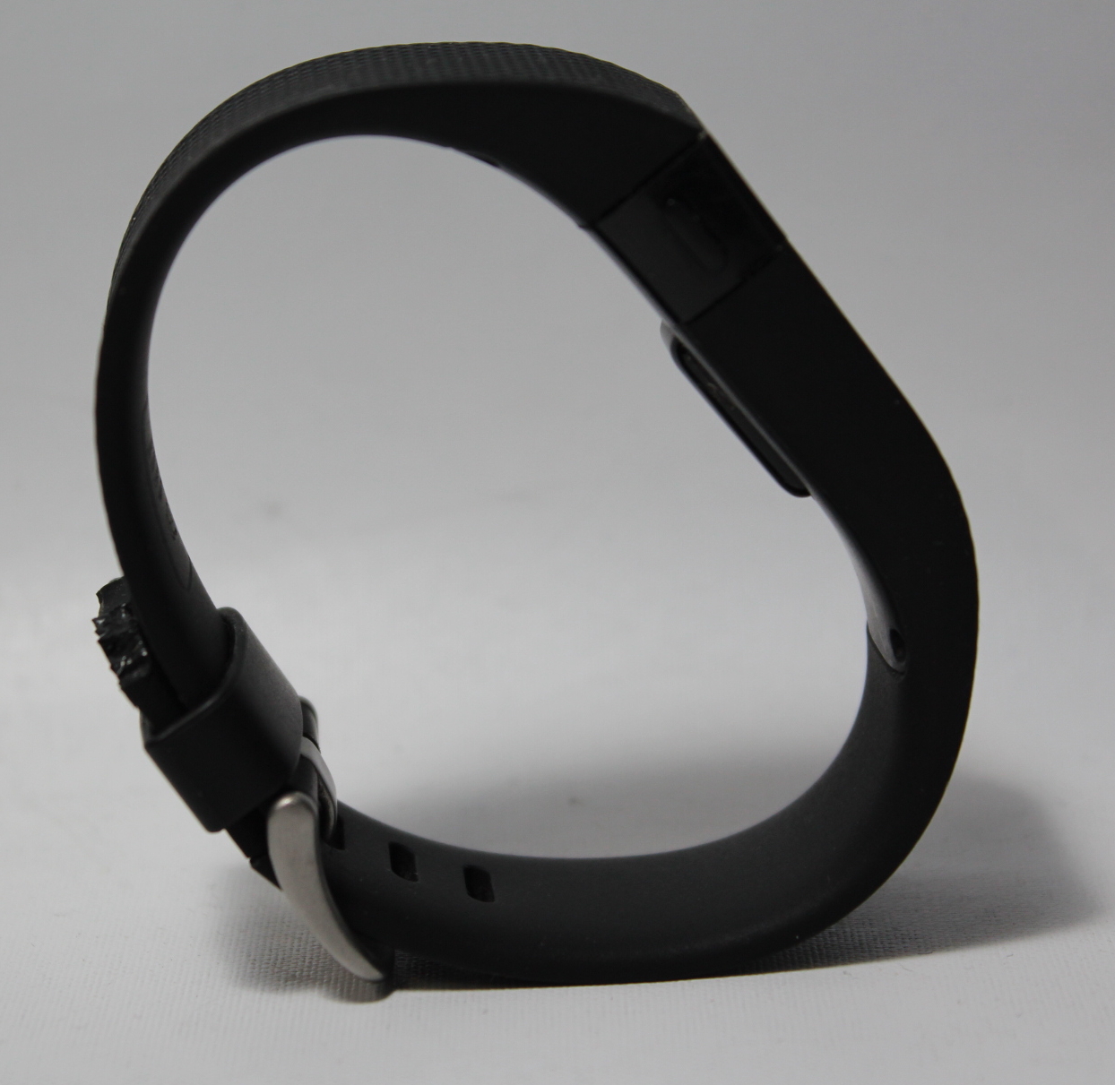 fitbit strap broke