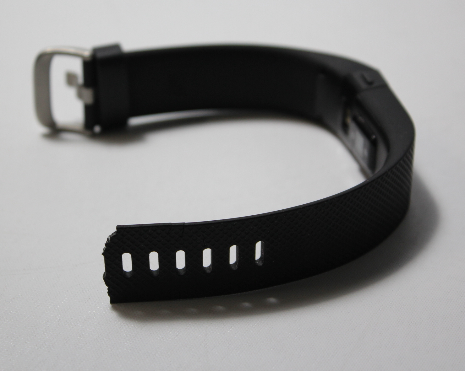 fitbit strap broke