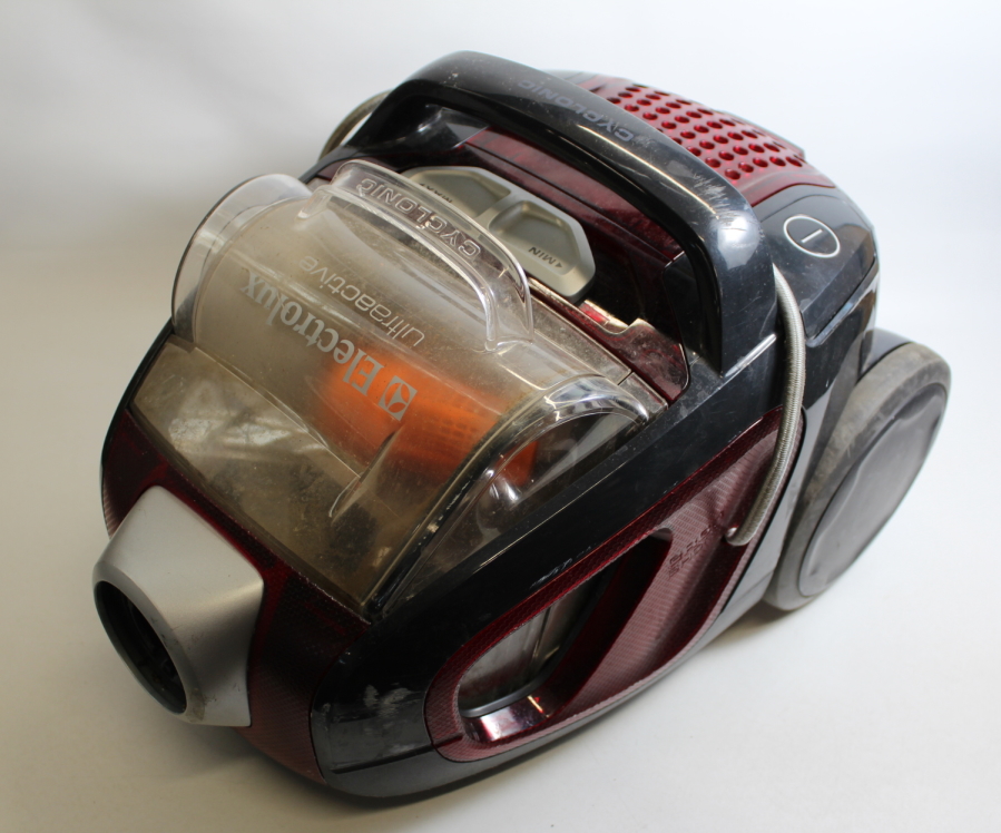 REALLY USED Electrolux EL4335B Corded Ultra Flex Canister Vacuum Red ...